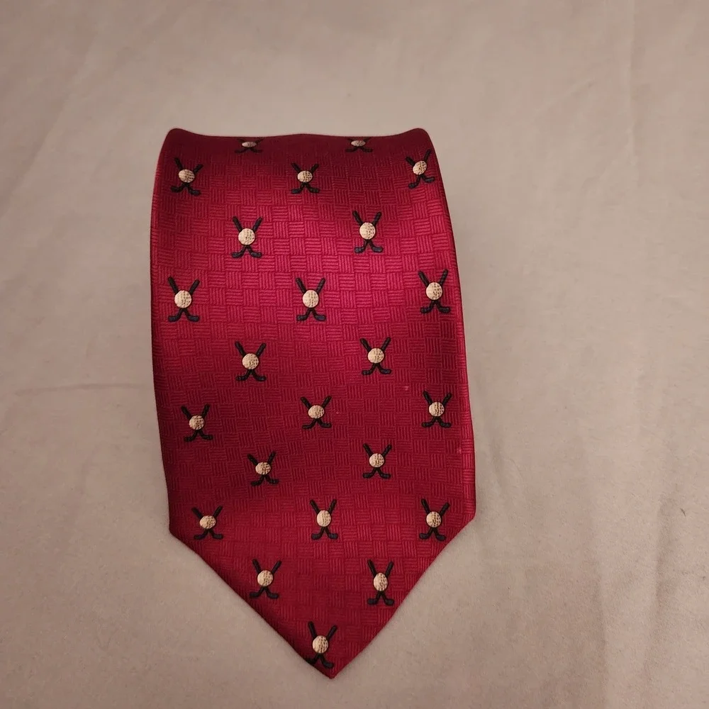 Tommy Hilfiger Mens Silk Necktie Golf Pattern Red  Designer Italy Elevated Style
